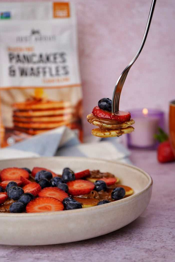 MINI PANCAKE BREAKFAST BOWL WITH PANCAKES AND WAFFLES FLOUR BLEND
